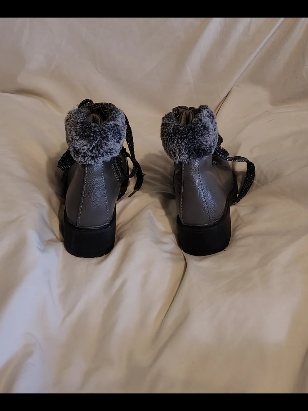 Little Girls Size 11 Faux Fur Rim Y2K Peppy Snow Bunny Style Ankle Boots
